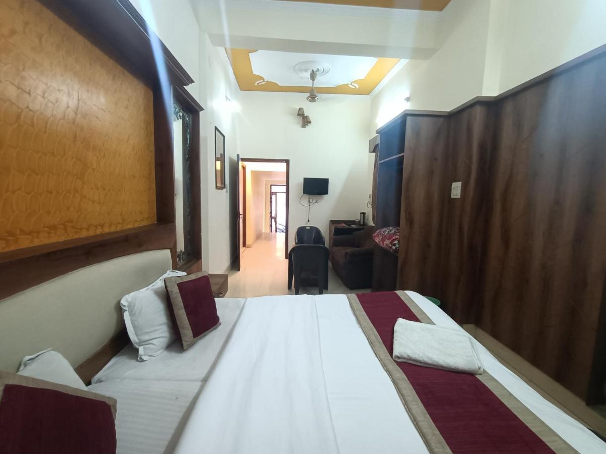Hotel Midtown Haridwār Exterior foto